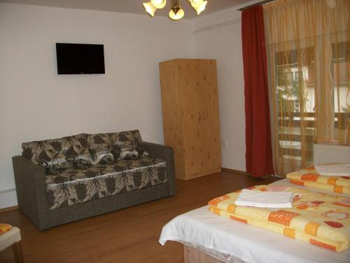 Hostal �den Ii.