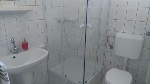Plat�n Apartmanh�z