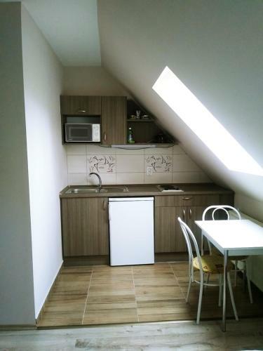 Plat�n Apartmanh�z