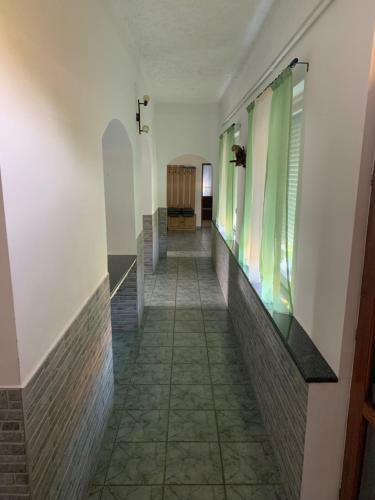 Viktor Apartmanh�z