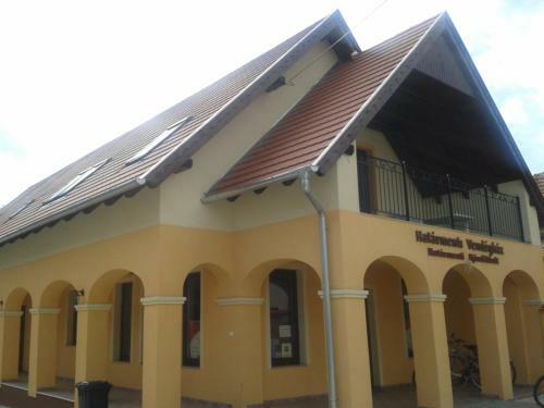 Hostal Hat�rmenti Vend�gh�z