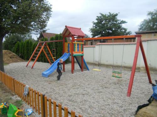 Hostal Hat�rmenti Vend�gh�z