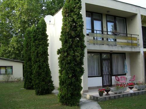 Damjanich Apartment