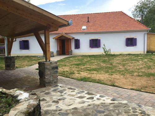Hostal Sadhana Yoga Retreat Centre