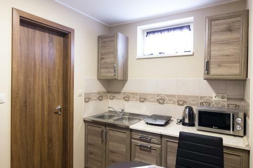 Cuha-gy�ngye Apartmanh�z