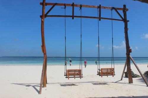 Hostal Bira Panda Beach 2