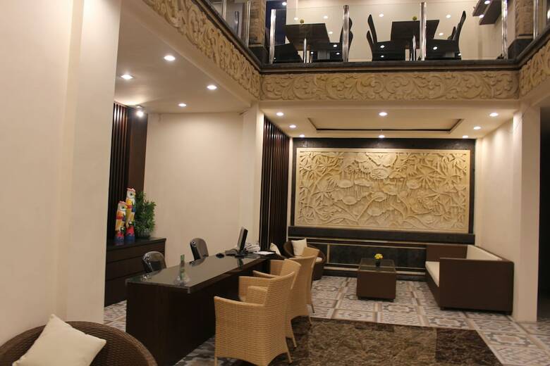 Clv Hotel & Villa