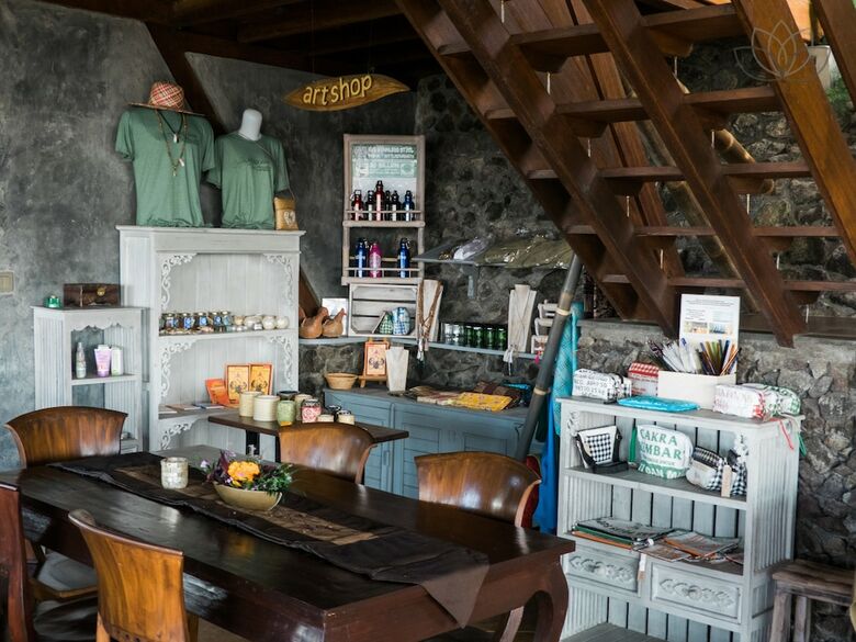 Hostal Village Above The Clouds
