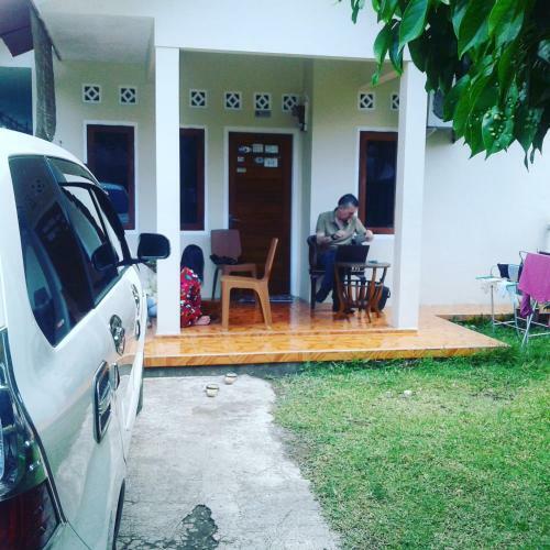 Fajar Home Stay Batukaras