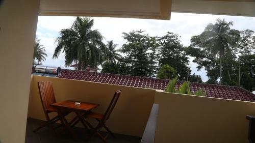Hotel Sunrise Resort Batukaras