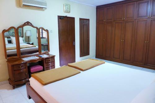 Hostal Meranti Guest House