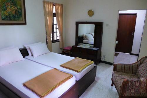 Hostal Meranti Guest House