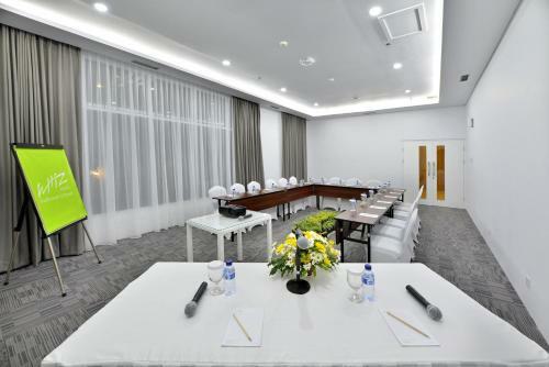 Whiz Hotel Sudirman Cilacap