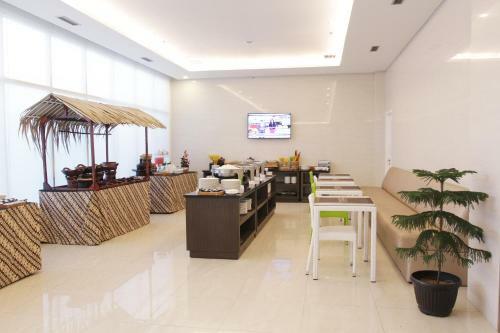 Whiz Hotel Sudirman Cilacap