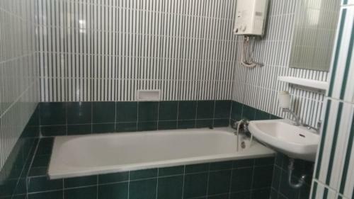 Zevannya Villa Stockholm Kota Bunga