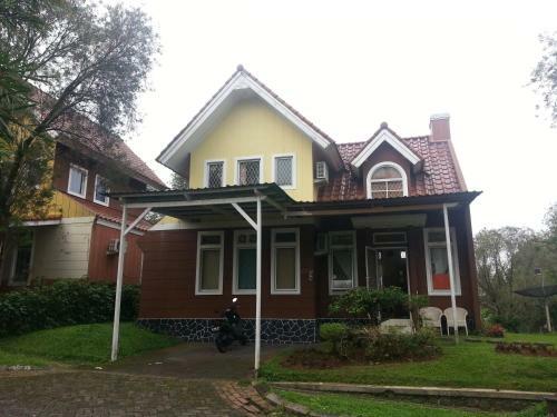Fame Villa Thai Kota Bunga