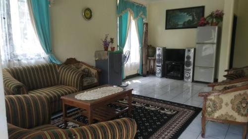 Fame Villa Thai Kota Bunga