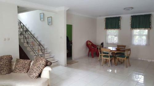 Villa Kota Bunga Homey (r14 Eindhoven)