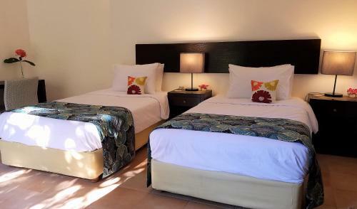 The Mahalani - All-inclusive Oceanfront Villa