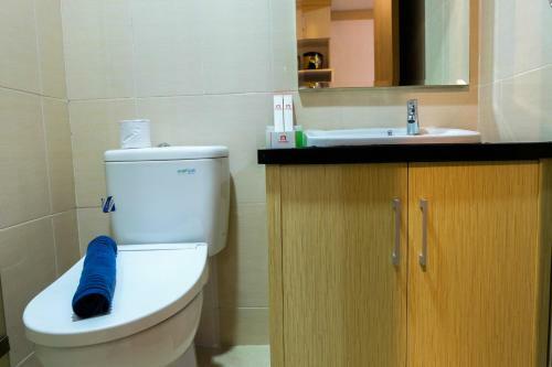 Comfy Studio The Oasis Apartment Lippo Cikarang By Travelio