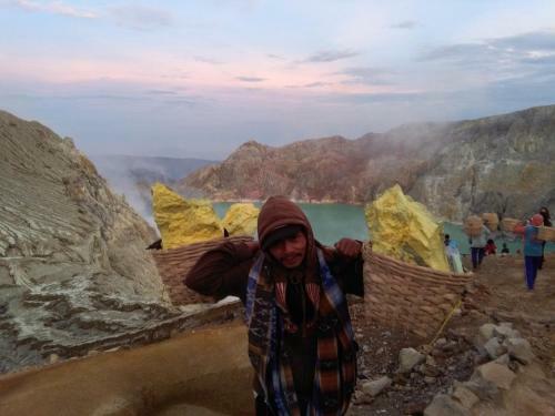 Ijen Miner Family Homestay