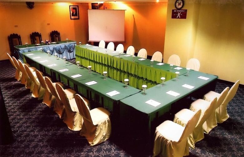Hotel Merdeka Madiun