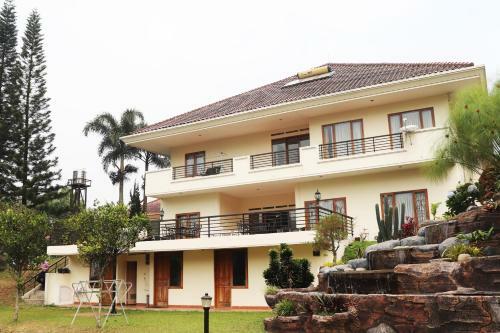 Hostal Puri Bernadi Guest House