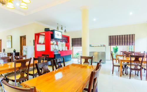Hostal Puri Bernadi Guest House