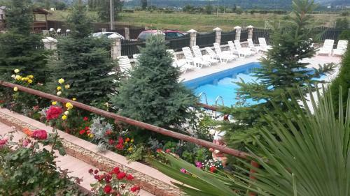 Hostal Pensiunea Lory