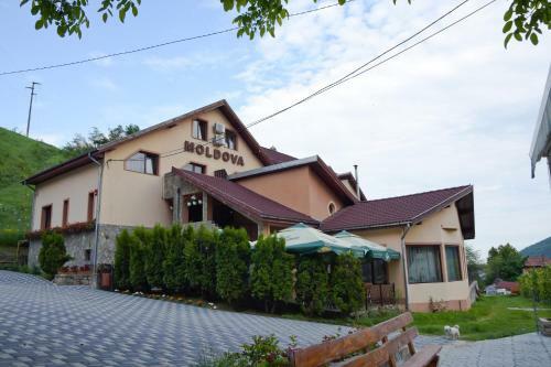 Hostal Pensiunea Moldova