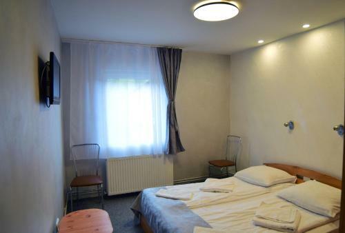 Bed & Breakfast Pensiunea Arinul