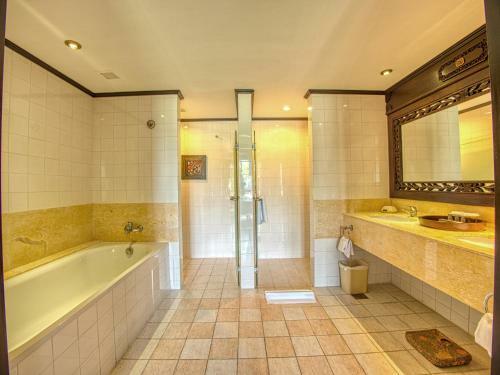 Nirwana Resort Hotel
