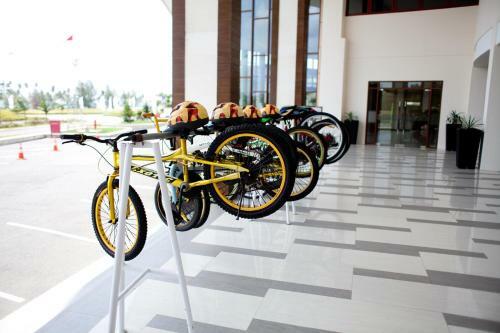 Grand Lagoi Hotel By Nirwana Gardens