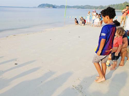 Nirwana Beach Club
