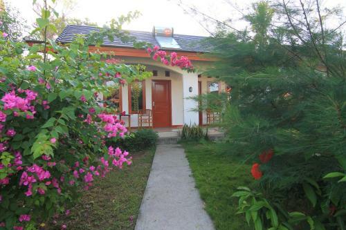Hostal Bidara Cottage