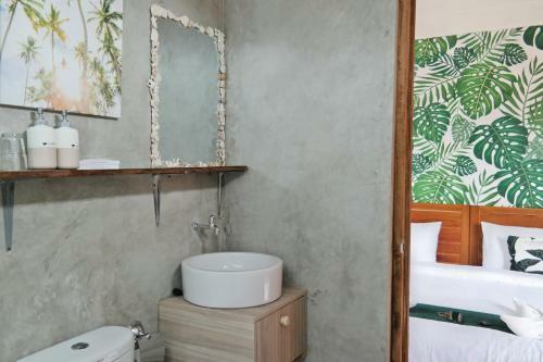 Lodge Cabana Surf And Stay