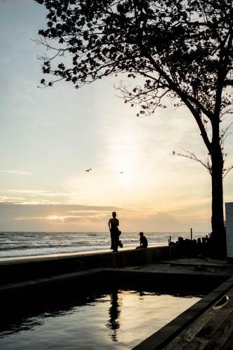 Lodge Cabana Surf And Stay