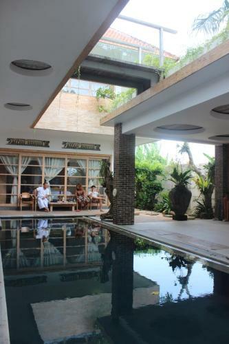 Posada Kedungu Surf Camp