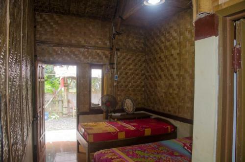 Hostal Red Island Bungalows