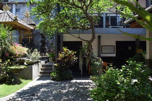 Hostal Tirta Yoga Inn