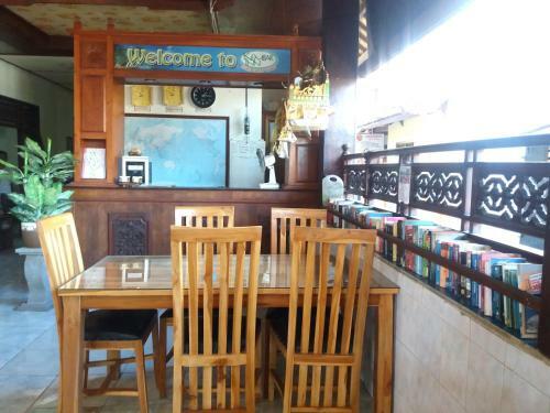 Hostal Kembar Inn Padangbai
