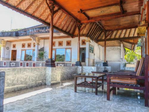 Posada Serangan Inn II