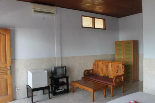 Posada Serangan Inn II