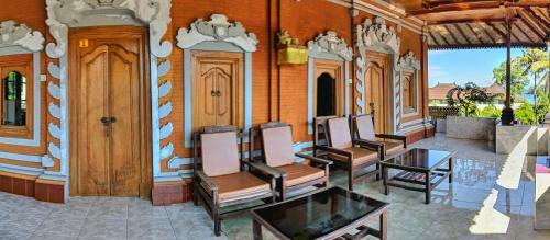 Posada Serangan Inn II