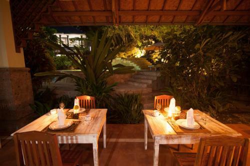 Hotel Beji Bay Resort