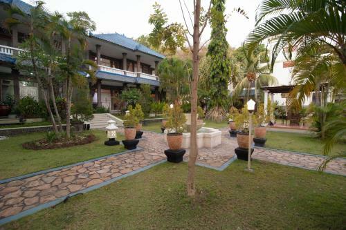 Hotel Beji Bay Resort