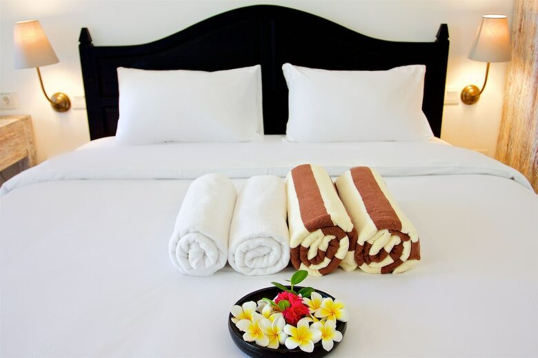 Hotel Ok Divers Resort & Spa