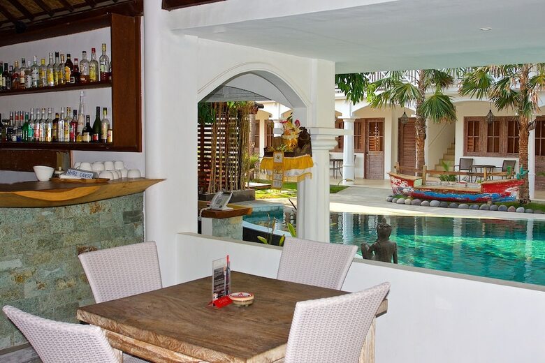 Hotel Ok Divers Resort & Spa
