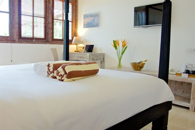 Hotel Ok Divers Resort & Spa