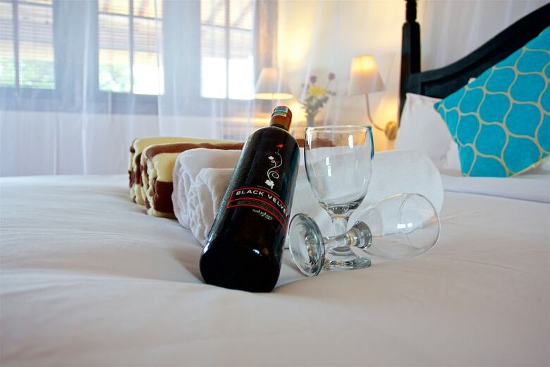 Hotel Ok Divers Resort & Spa
